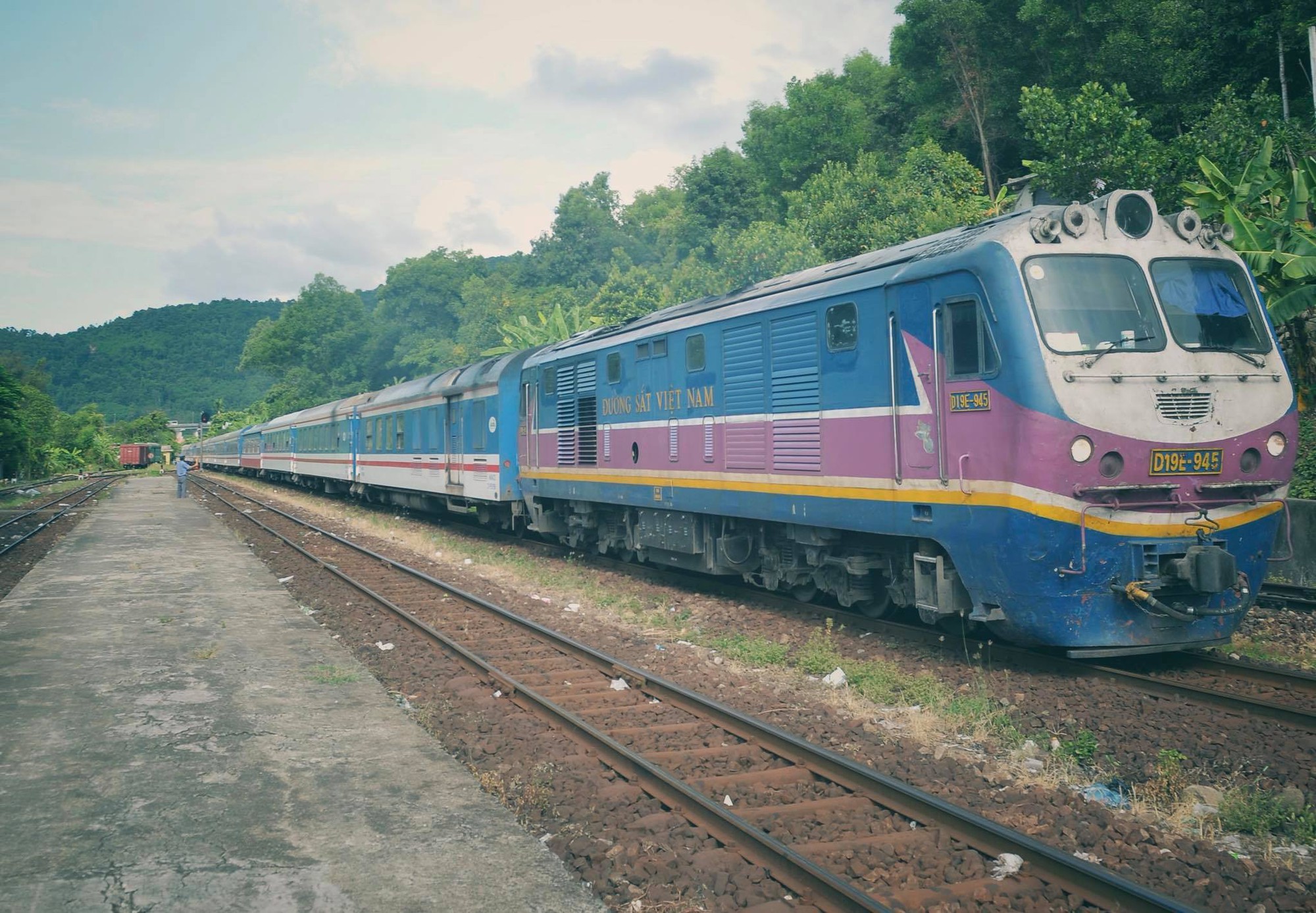 Tàu YB3